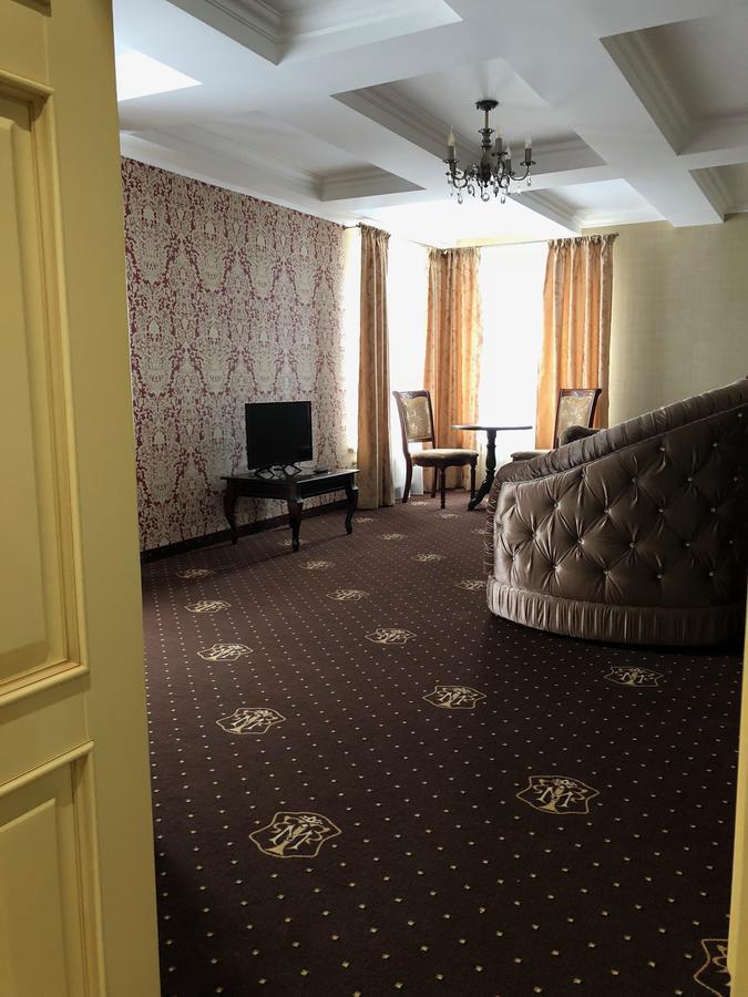 Hotel Boutique Tovmed 文尼察 外观 照片